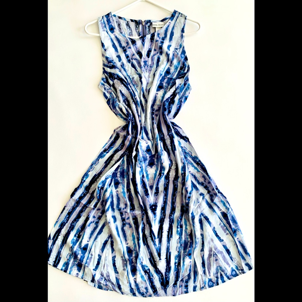 polyester summer dress, size M, with back zipper